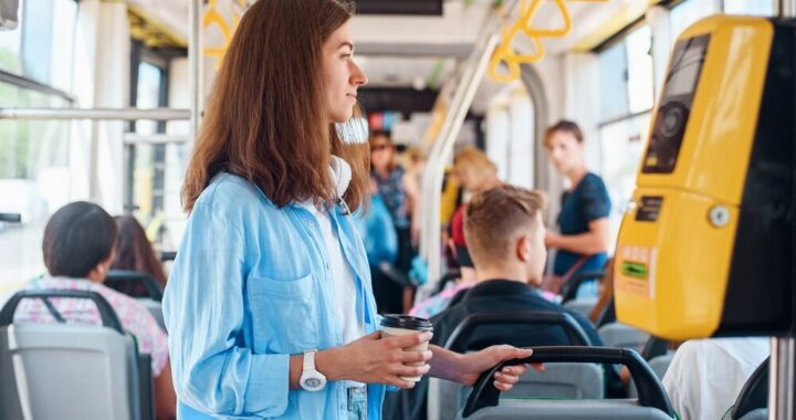 utrudnienia-w-komunikacji-autobusowej-w-piekarach--auto-2025